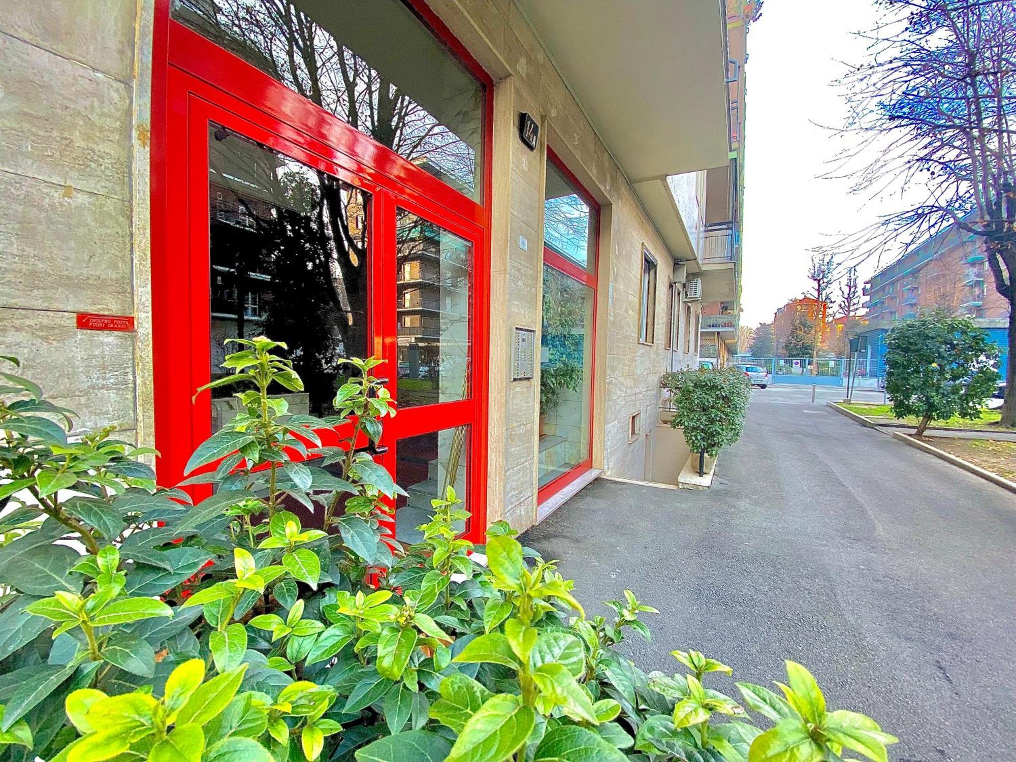 Navigli Style, Tra Metropolitana Famagosta, Comfort E Modernita Apartment Milano Ngoại thất bức ảnh